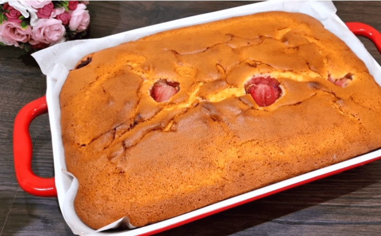 Вкусный ягодный пирог буквально за 5 минут: у вас будут все просить этот рецепт